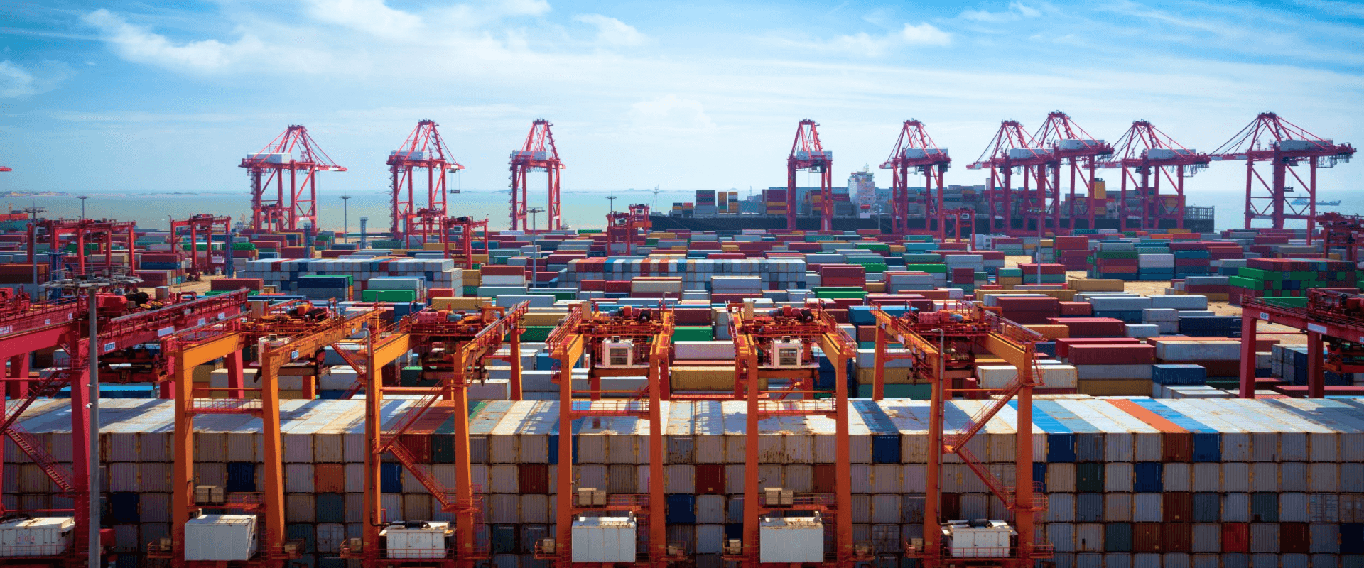 Meeting the Challenge: How Logistics Tackle Ecommerce Growth